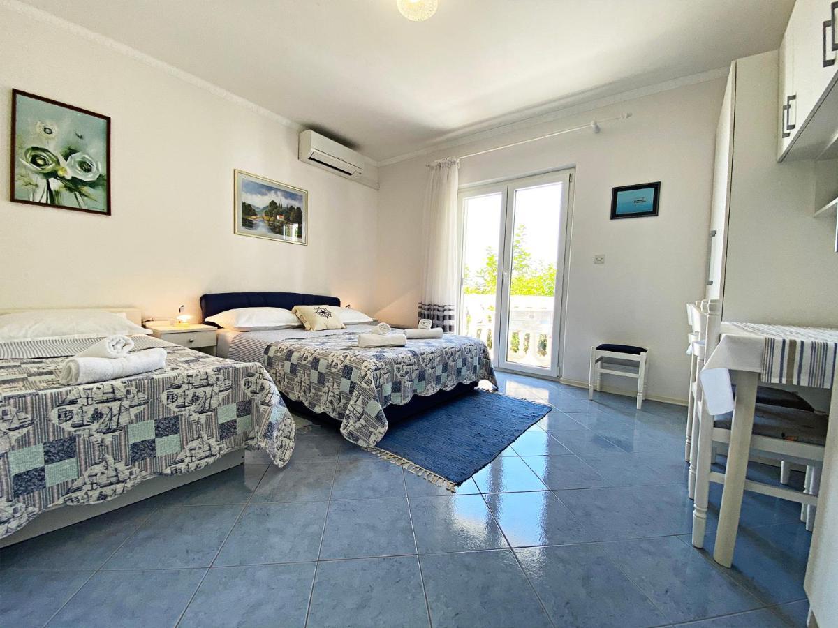 Apartments And Rooms Katarina Živogošće المظهر الخارجي الصورة